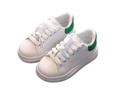 Sportowe buty dla chłopca.png